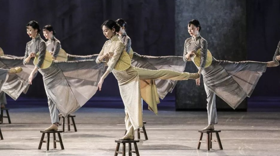 永不消失的电波唯爱与信念,永不消失的电波唯爱与信念