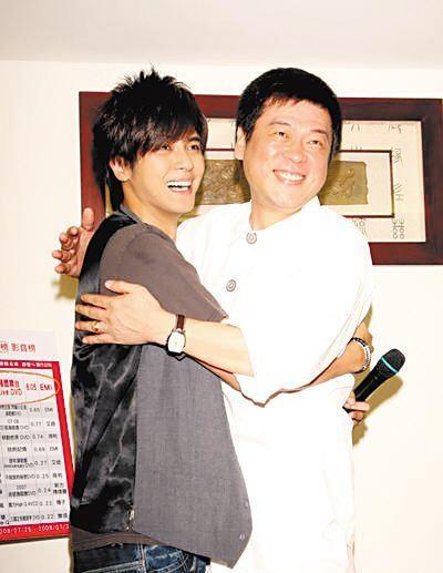 周扬青罗志祥个人简历,周扬青罗志祥财务分析