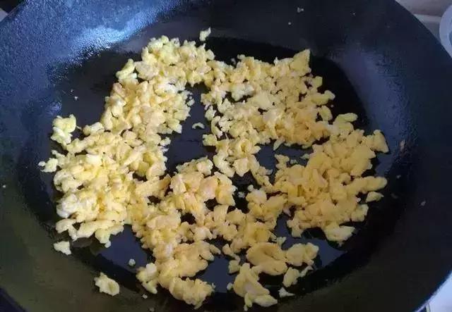 素馅饺子要想好吃有诀窍,各种素馅饺子怎么调馅好吃