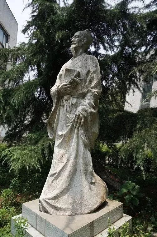 医圣张仲景行医,医圣张仲景的主要贡献和成就