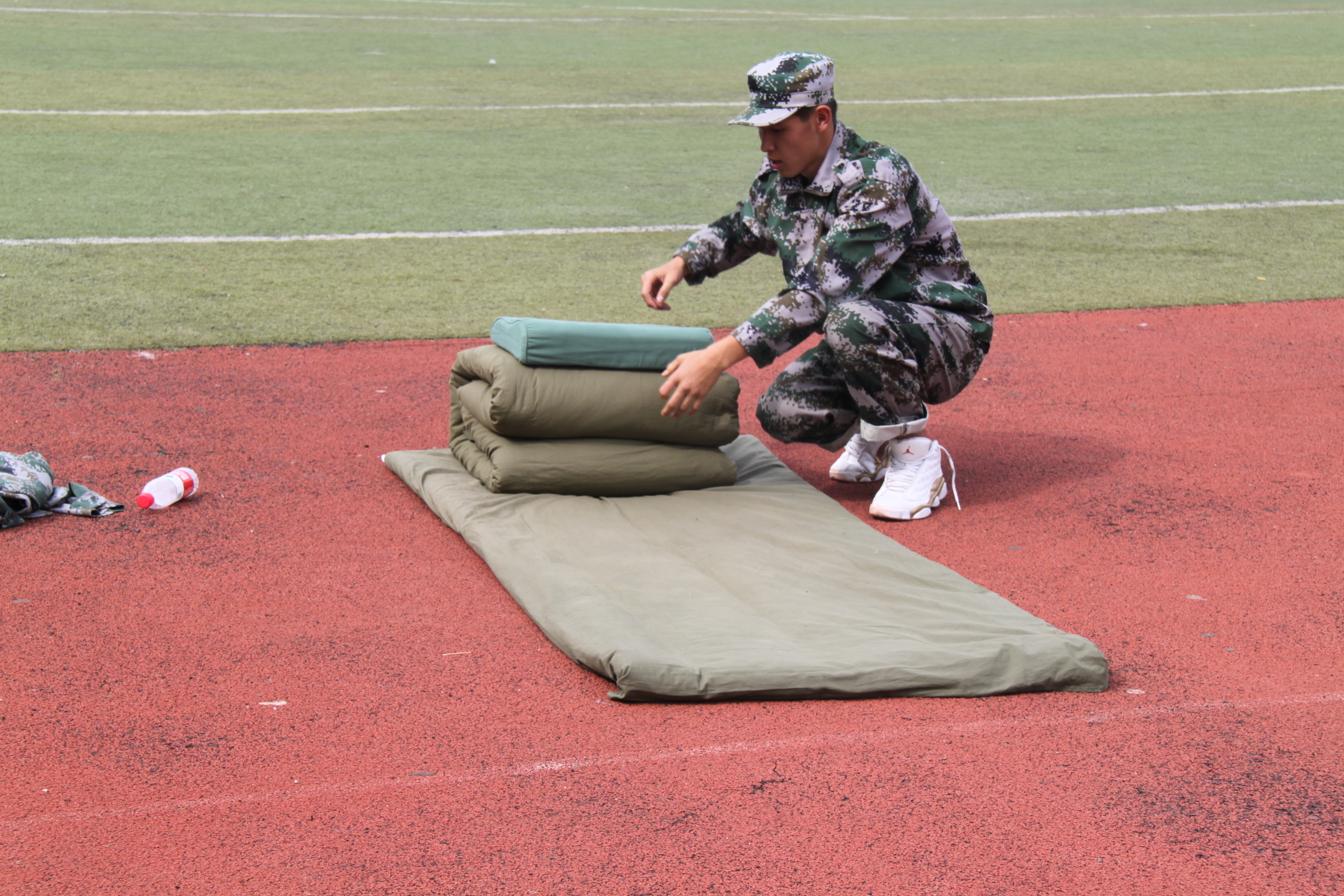 举行国防教育总结表彰暨开学典礼,甘肃国防技工学校