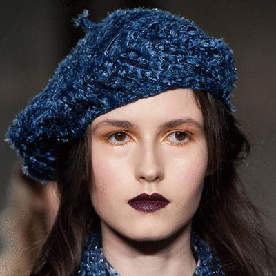 杨幂王一博帽子,杨幂肖战王一博同框