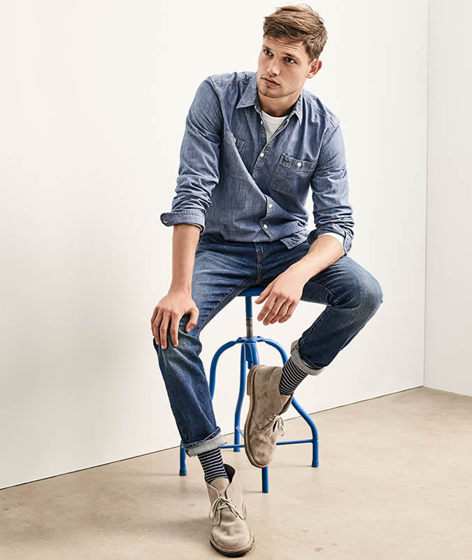 怎么穿牛仔裤裤带教程,牛仔裤搭靴子长筒靴