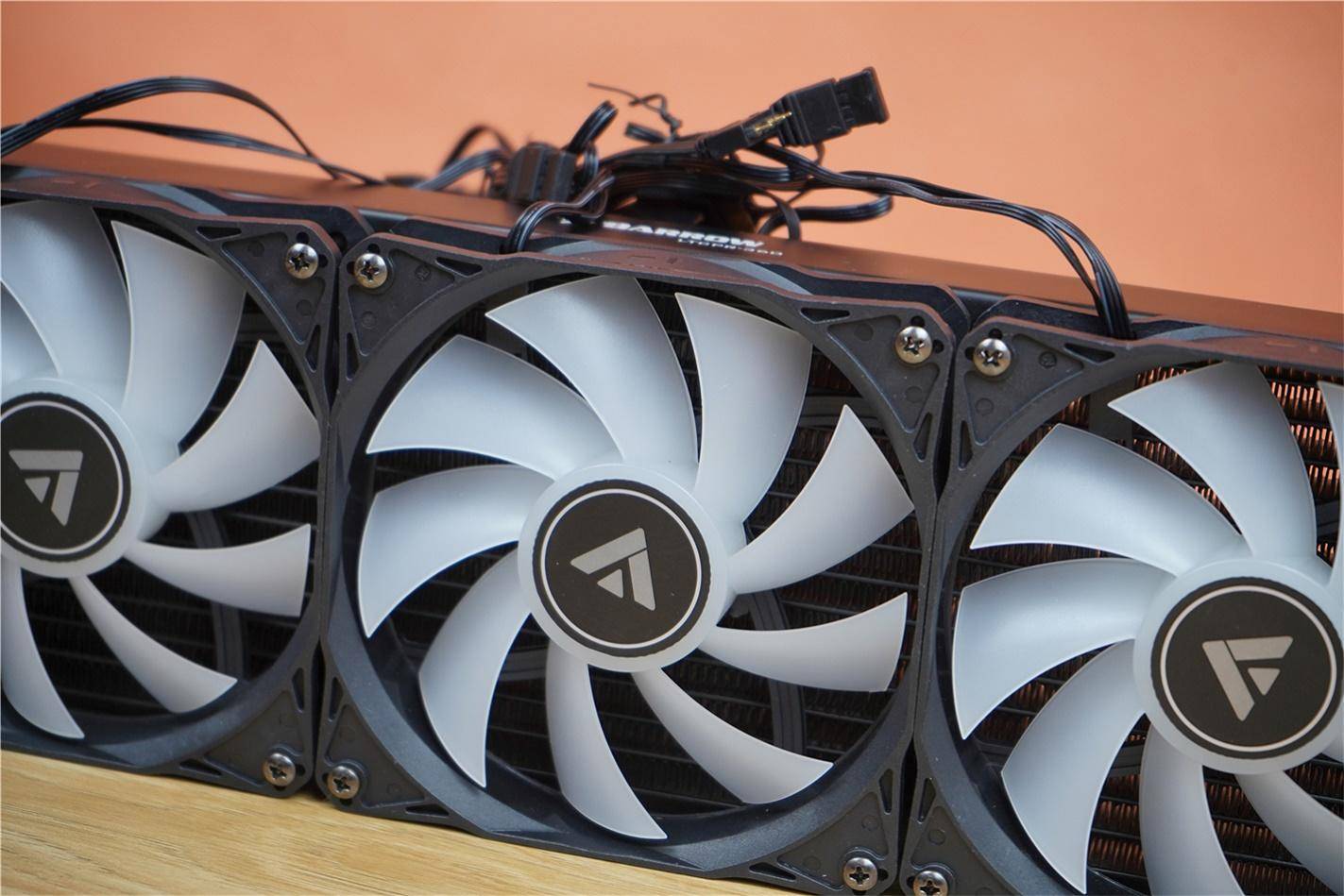 分体式水冷和一体式水冷对比测试,分体式水冷和一体式水冷哪种好些