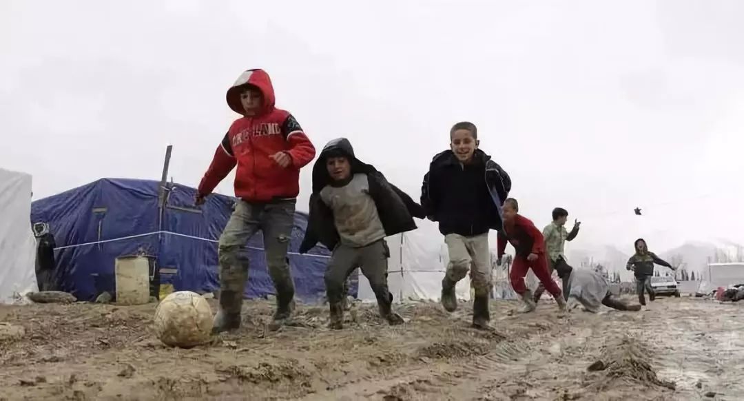 死亡、*杀屠**、流浪……叙利亚球员的真实经历，扇了国足一巴掌