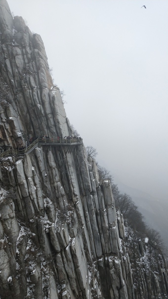 嵩山少林寺三皇寨视频,嵩山少林寺和三皇寨路线