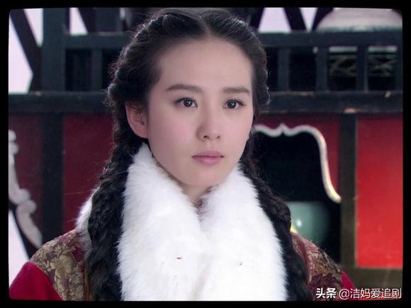 杨紫同款发型双麻花辫子,杨紫同款发型短发麻花辫