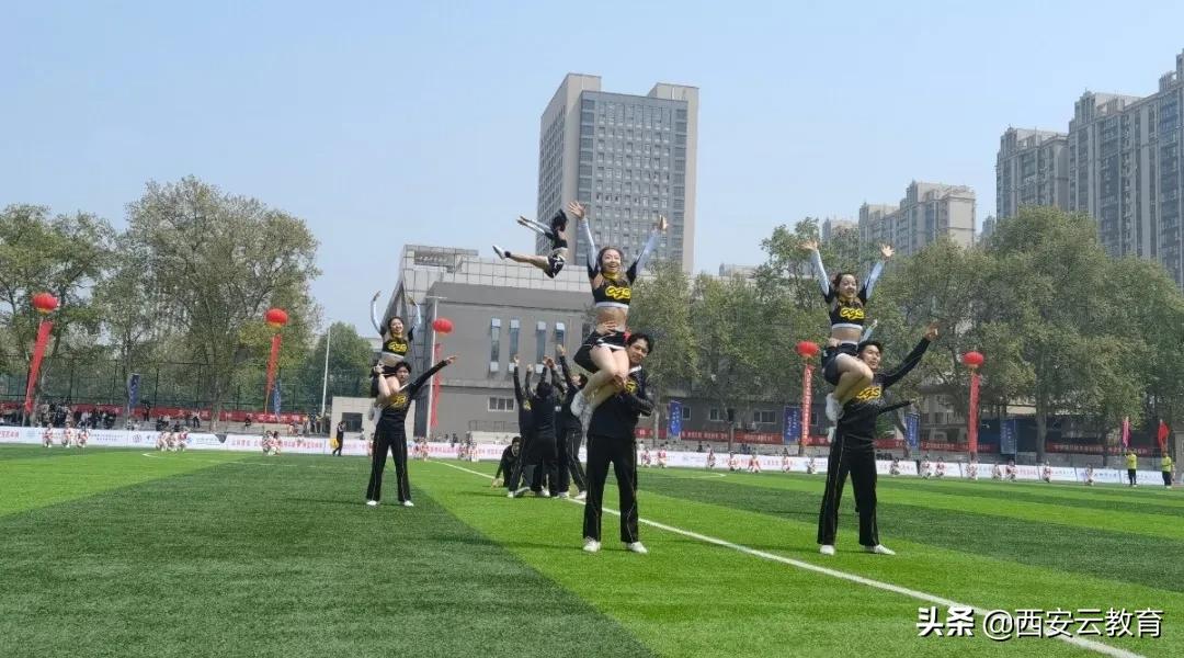 陕师大奥园学校啦啦操,校运会足球队高光时刻