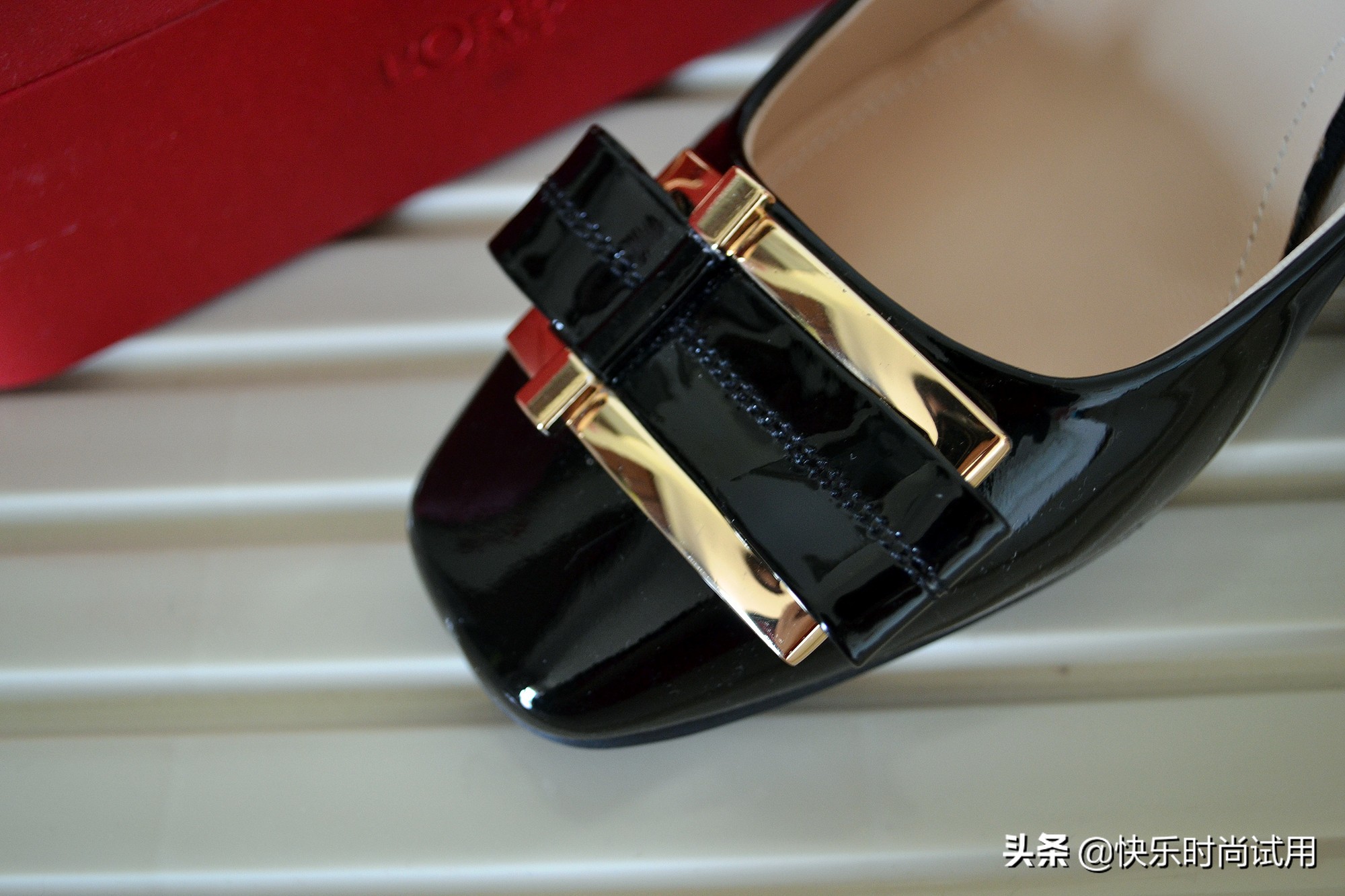 红蜻蜓女鞋正品鞋有真皮吗,红蜻蜓的鞋子怎样确认是正品的