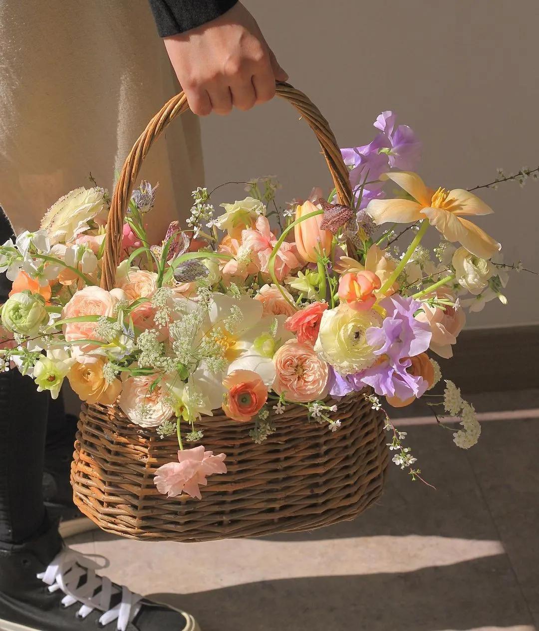 母亲节到了怎么做一束花送给妈妈,母亲节送给妈妈一束花特别简单的