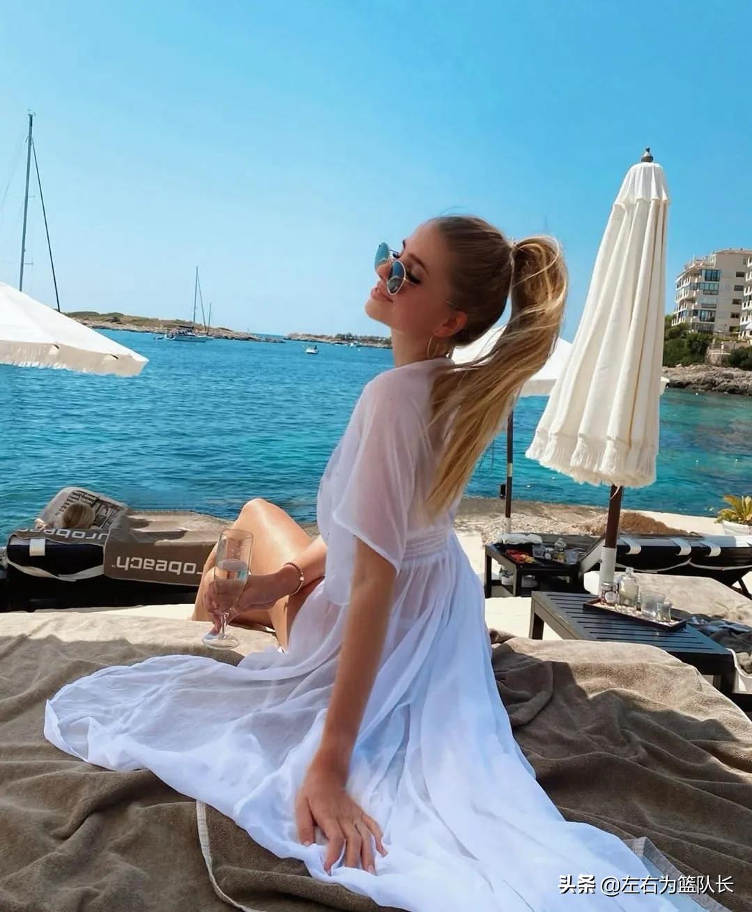 性感超胸娃娃脸！这个德国门将攻击性真强