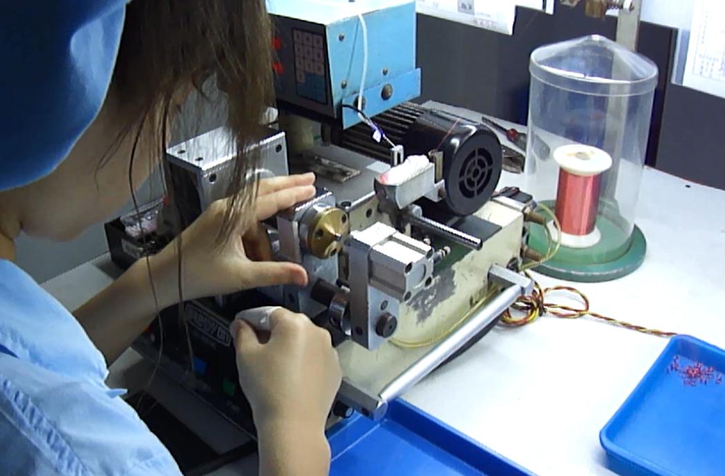 耳机绕制音膜方法,耳机怎么绕制音膜