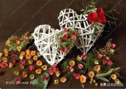 diy手工编织小花篮教程,纸杯和毛线编织的花篮详细教程