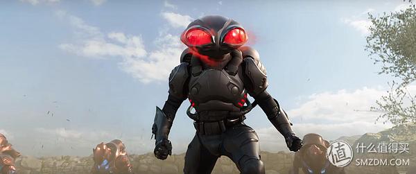 看腻了小鲜肉？《海王》凭肌肉和女神实现口碑逆袭：DC漫改指南