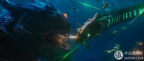 看腻了小鲜肉？《海王》凭肌肉和女神实现口碑逆袭：DC漫改指南