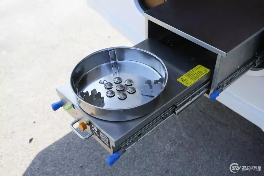 最便宜的c型依维柯自动挡房车,最便宜的依维柯自动挡c型房车