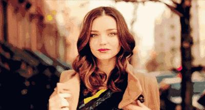 又高又瘦中长款皮衣怎么穿最好看,黑色超长款皮衣怎么搭配才显高级