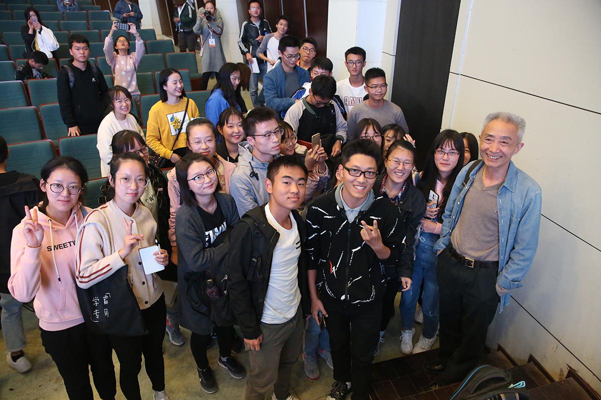 戴建业讲李白为何不务正业,戴建业对李白的解读