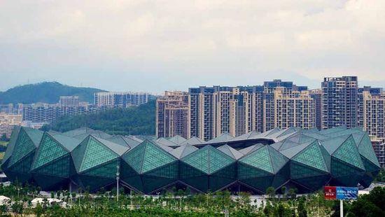 球迷朋友们，中超十六强，各自主场最震撼的体育馆，你能知多少？