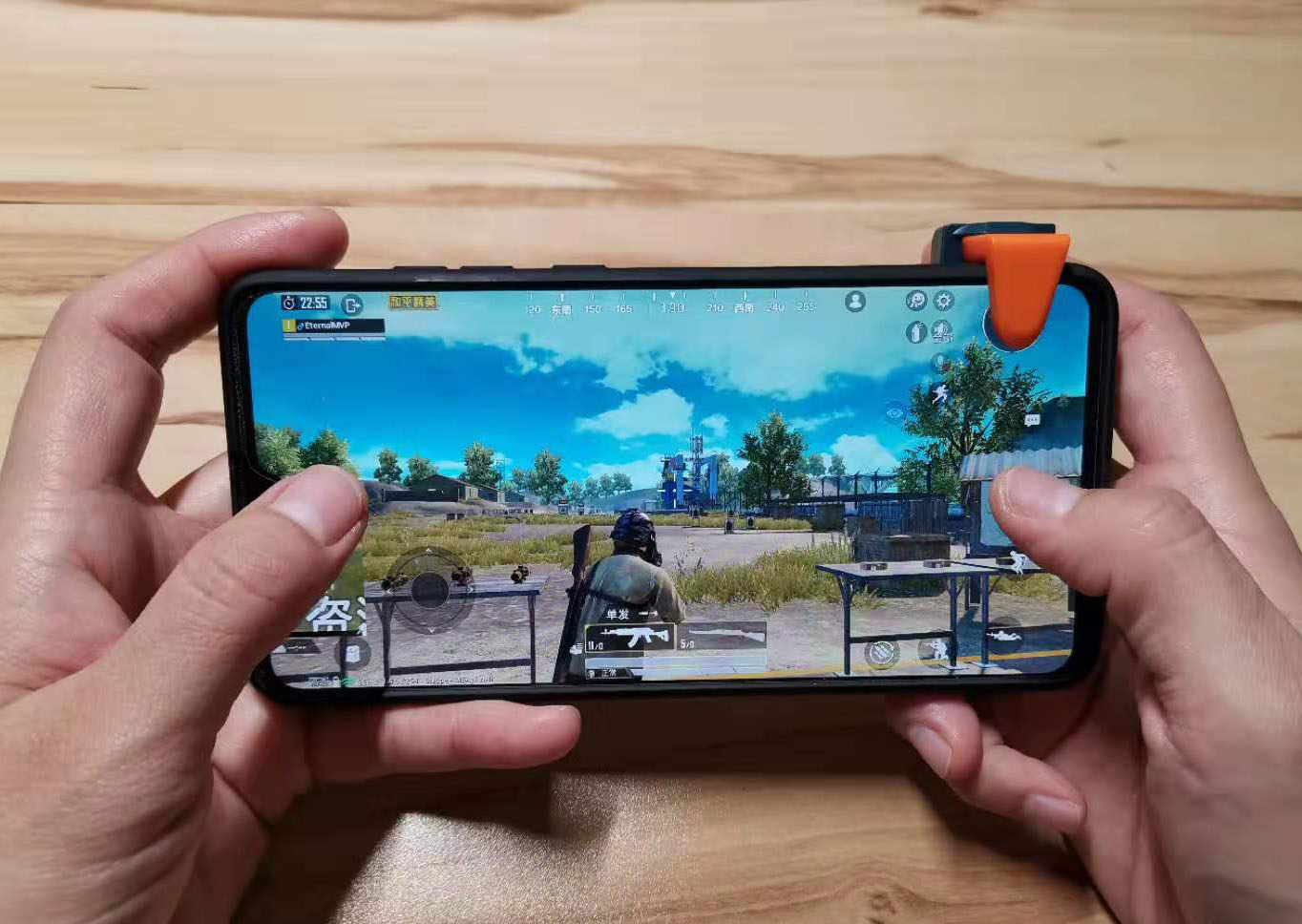 和平精英吃鸡神器键位分享最新,和平精英用手游指套吃鸡