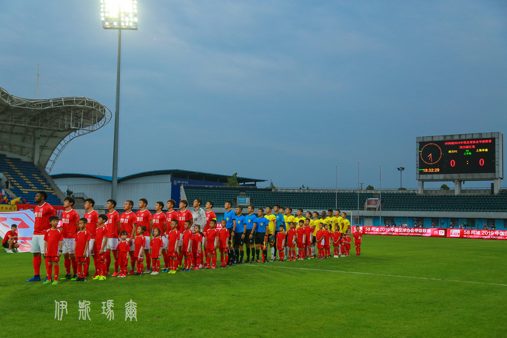 输了一起扛赢了一起狂下一句,输了一起扛赢了一起狂是什么歌