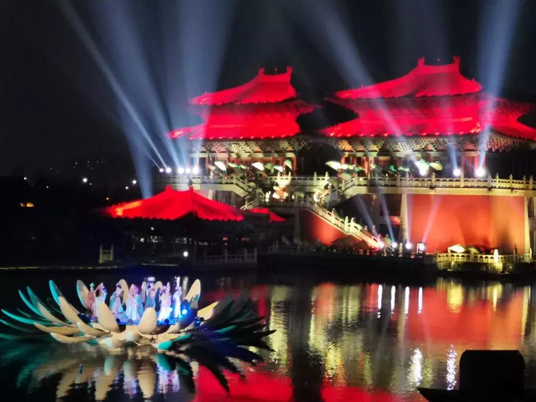 五一游记清明上河园,清明上河园旅游体验