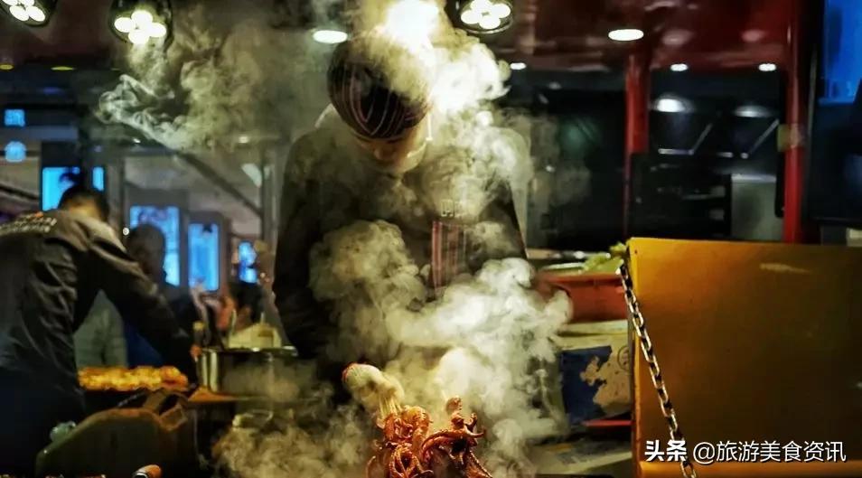 吃在深夜的成都：“鬼”出没