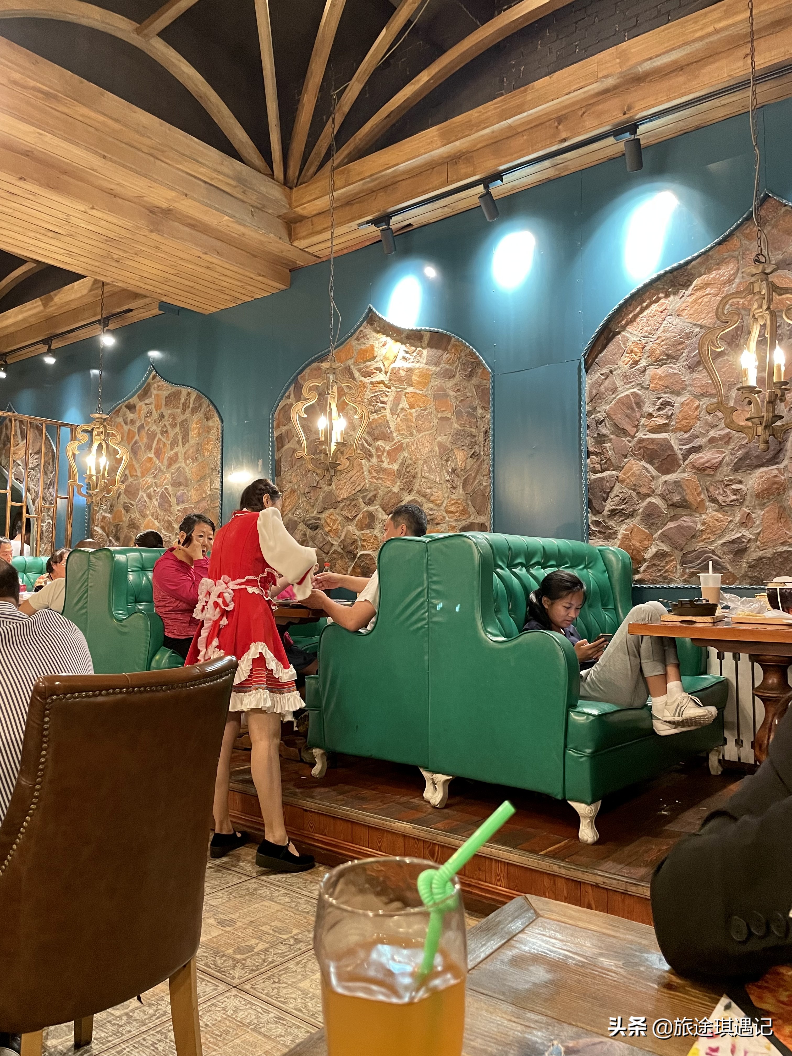 满洲里必去俄罗斯餐厅,满洲里中苏金街夜景