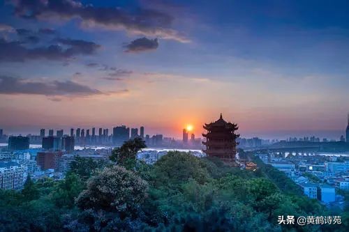 上联：百刊迎鹤舞，求下联？诗词组合「黄鹤诗苑」第100期