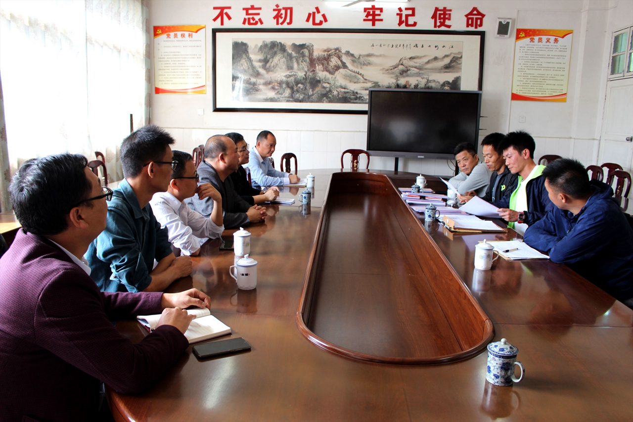 江西兴国：冬阳和煦迎复核特点办校赞二小