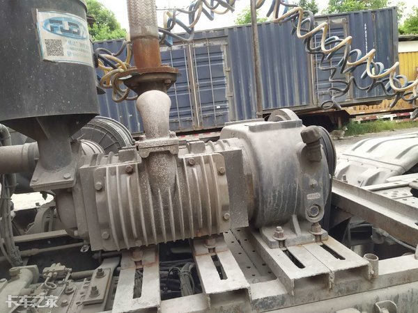 开水泥罐车辛苦吗,开水泥搅拌车挣钱吗