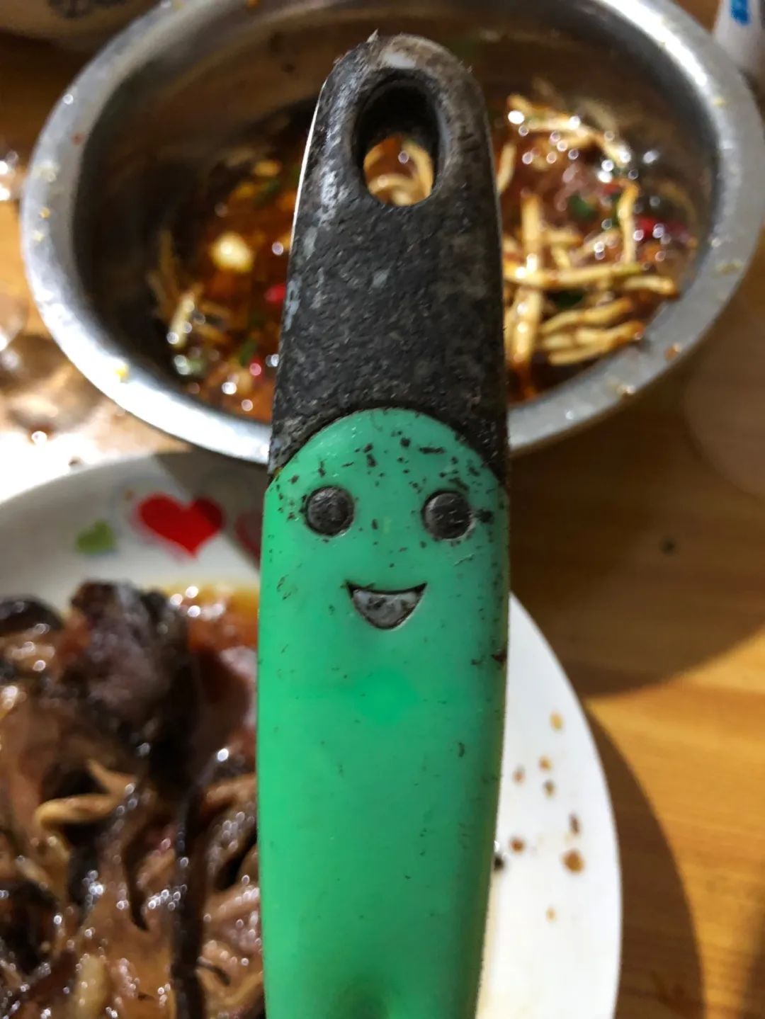 我们见证了历史,我们躺在沙发上