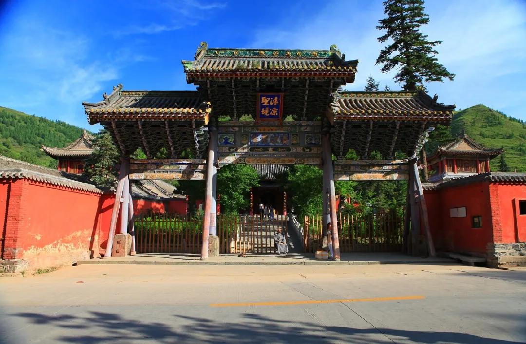 佛教四大名山五台山在哪里,四大佛教名山五台山在哪个省