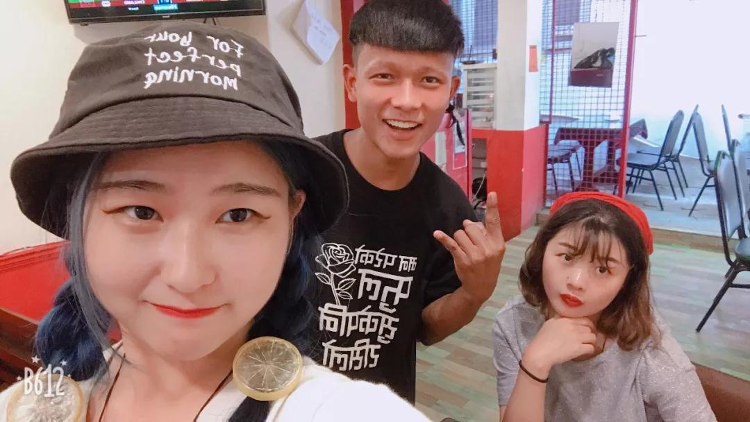 这个微笑国度，见人就夸漂亮，300元就能在天空滑翔