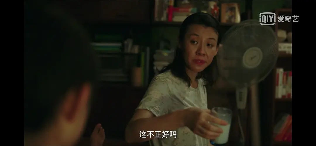 《隐秘的角落》深度解析：4种食物有玄机，苹果到底得罪了谁？