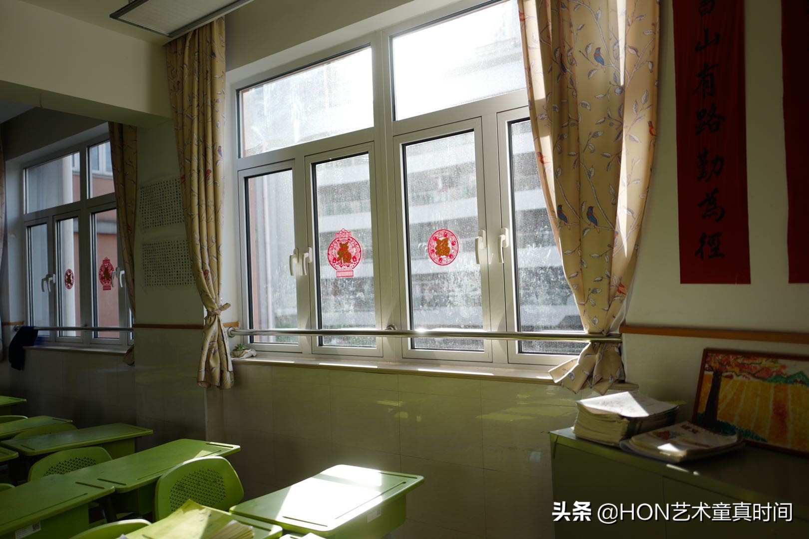 我们是时间旅行者寻找生命中的光,我们都是旅行者寻找生命中的光