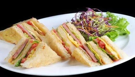 沙拉品种轻食沙拉能健康吗,学会低脂沙拉教你边吃边瘦