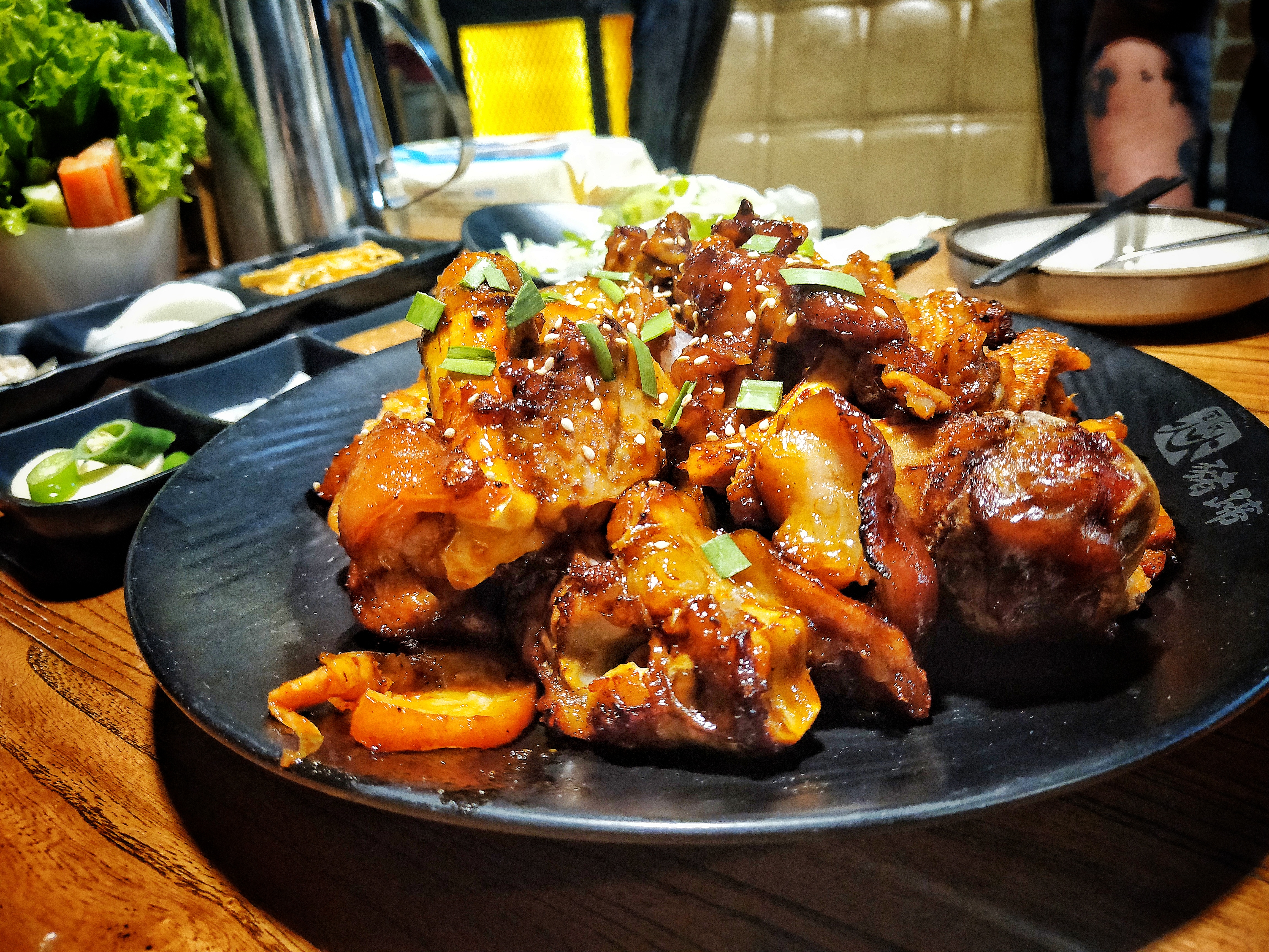 软烂不油腻的烤猪蹄你值得拥有,用4个猪蹄做正宗烤猪蹄