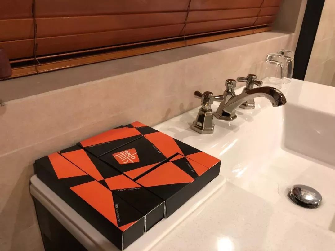 莫干山网红儿童旋转滑梯民宿,莫干山新晋森林亲子民宿无边泳池