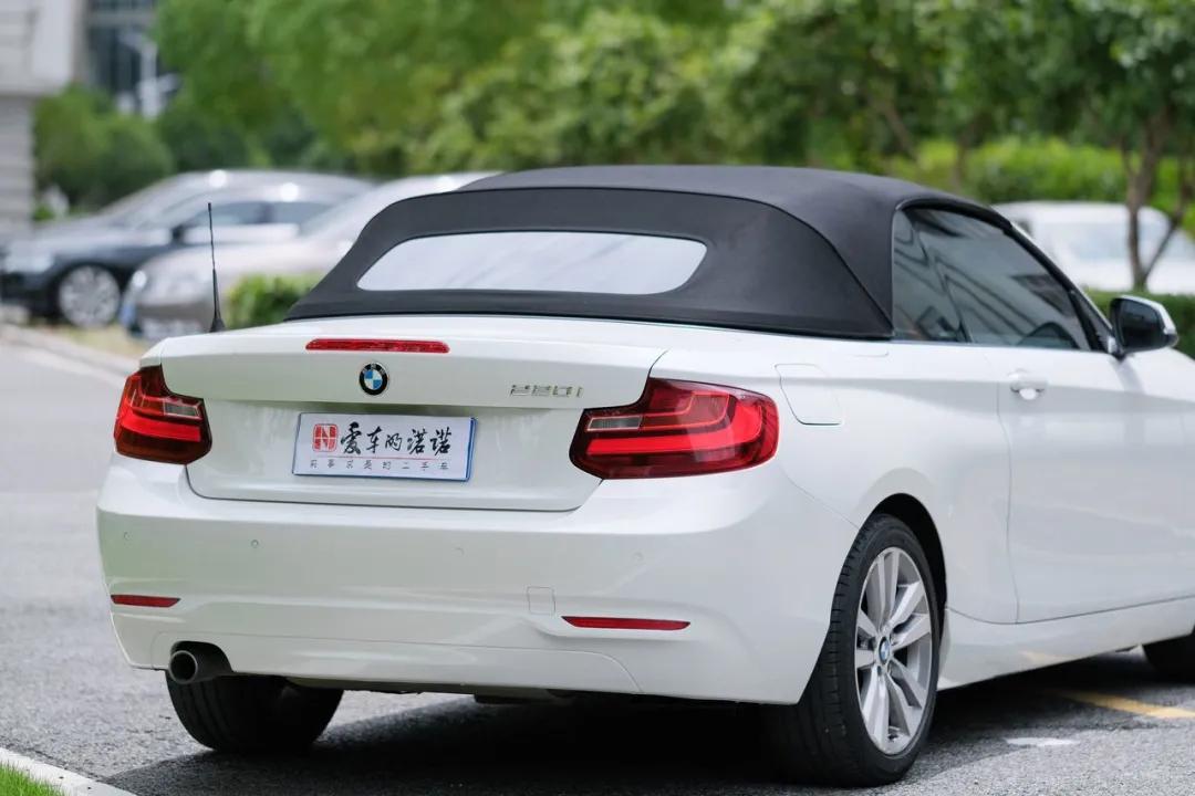 宝马220i有七座的吗,宝马220i最新款