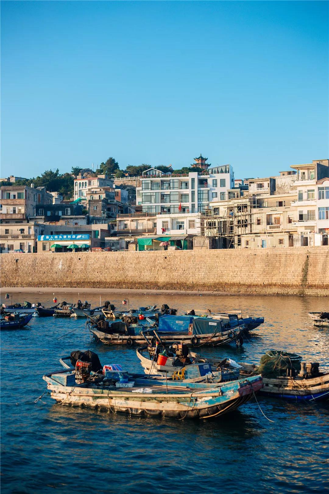 比普吉岛少的岛,比巴厘岛好玩的岛