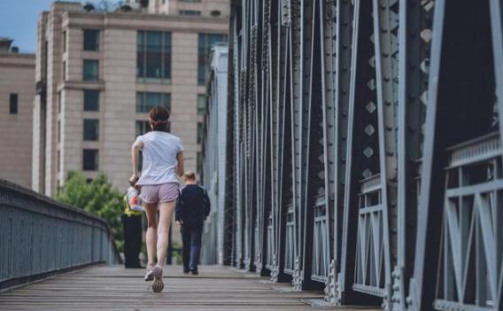 跑步为什么要跑三四道,马拉松选手谈为什么坚持跑步