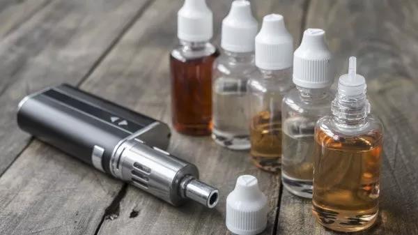 吸烟喝酒对人体最大危害,抽电子烟喝酒的危害