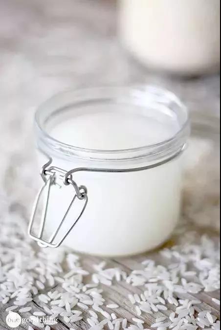 每次洗头梳头都掉很多头发怎么办,洗头掉发小妙招