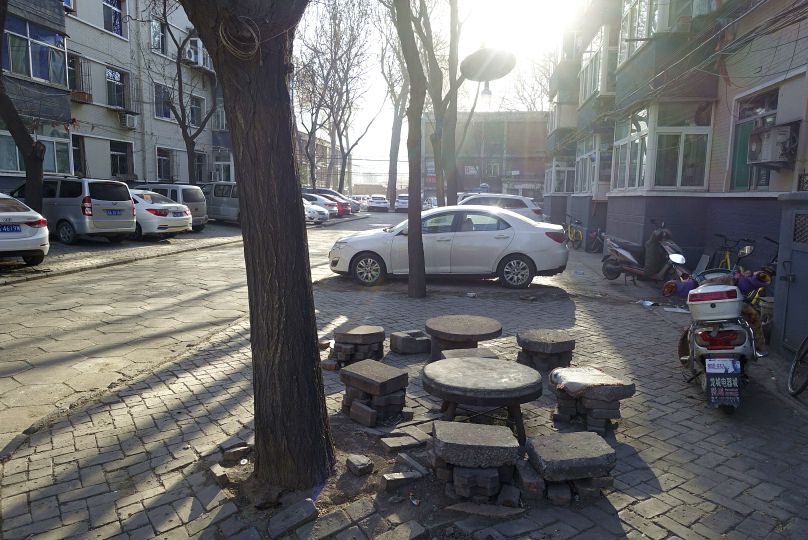 为老年人提供活动场地,老年活动室桌椅摆设