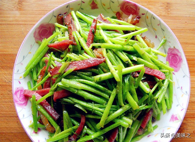 素炒牛肉最好吃的做法,夏季清淡营养炒牛肉的做法