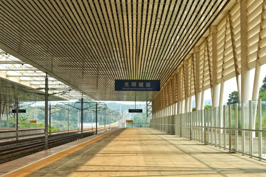 住在深圳光明新区好不好,住光明来南山上班