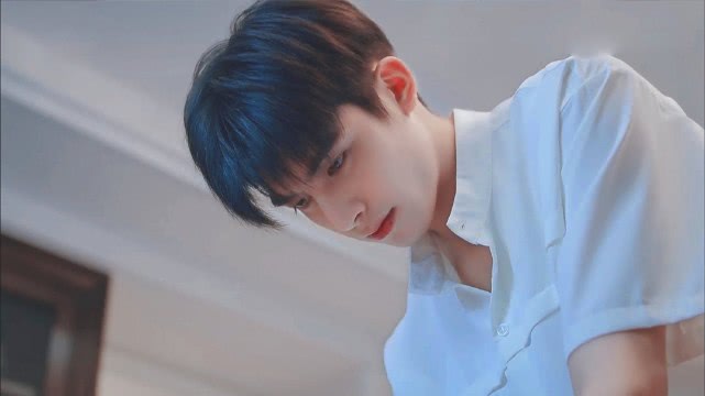 宋威龙年下小狼狗完整版,下一站是幸福宋威龙高甜