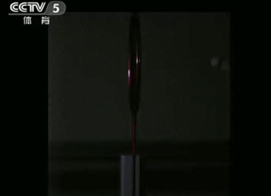 羽毛球挥拍技巧动作,羽毛球引拍和挥拍的动作要领