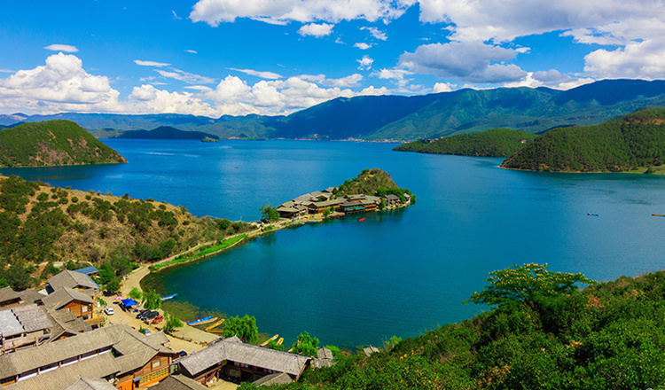 丽江怎样去泸沽湖景区方便,丽江到泸沽湖和大理到泸沽湖